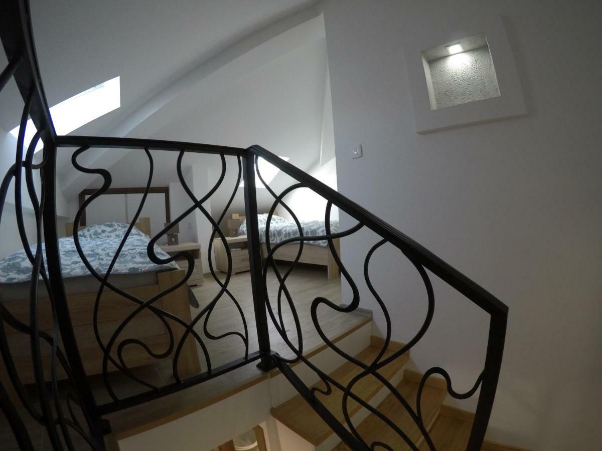 Lux Squere * Budva