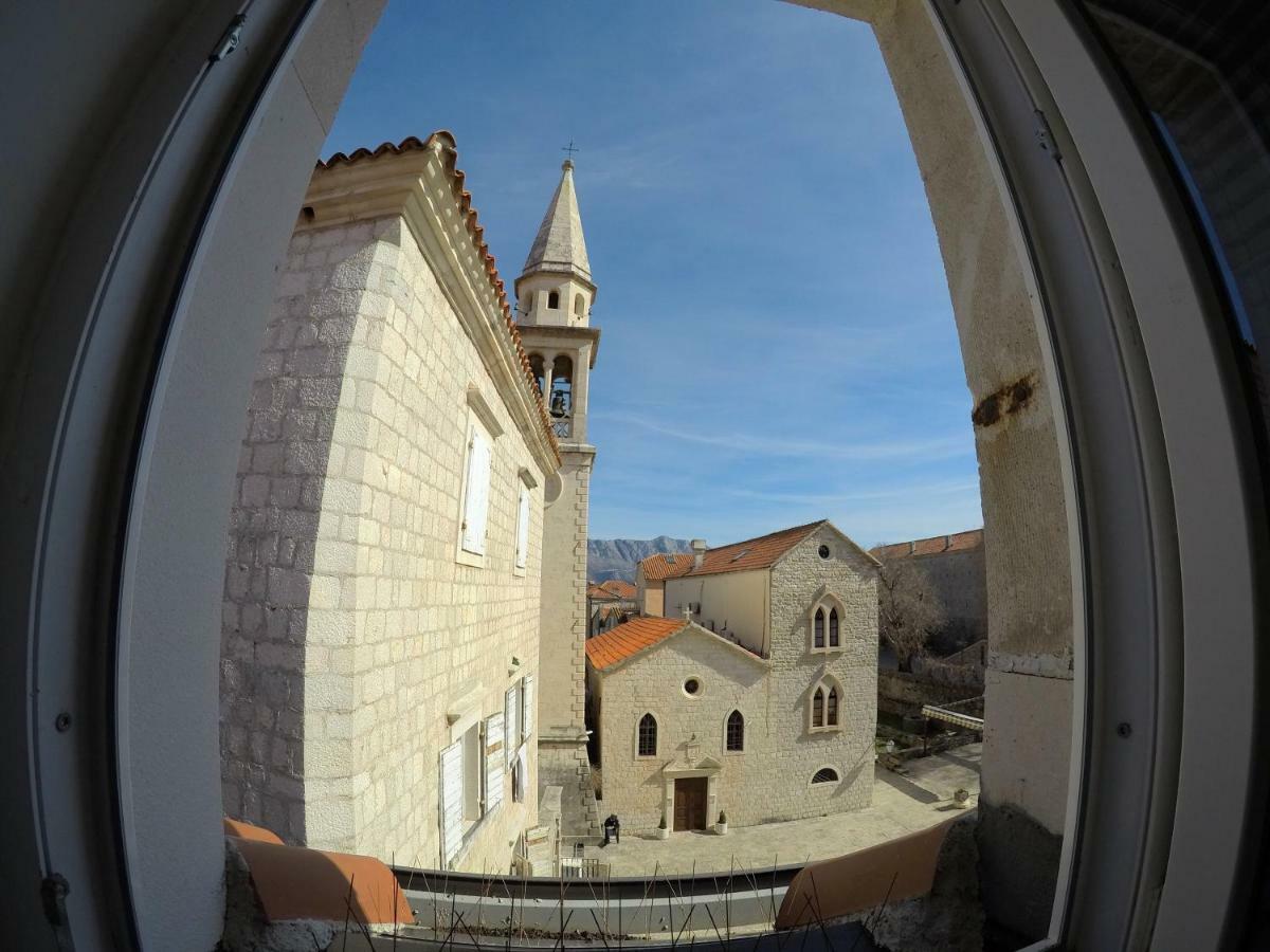 Lux Squere Apartment